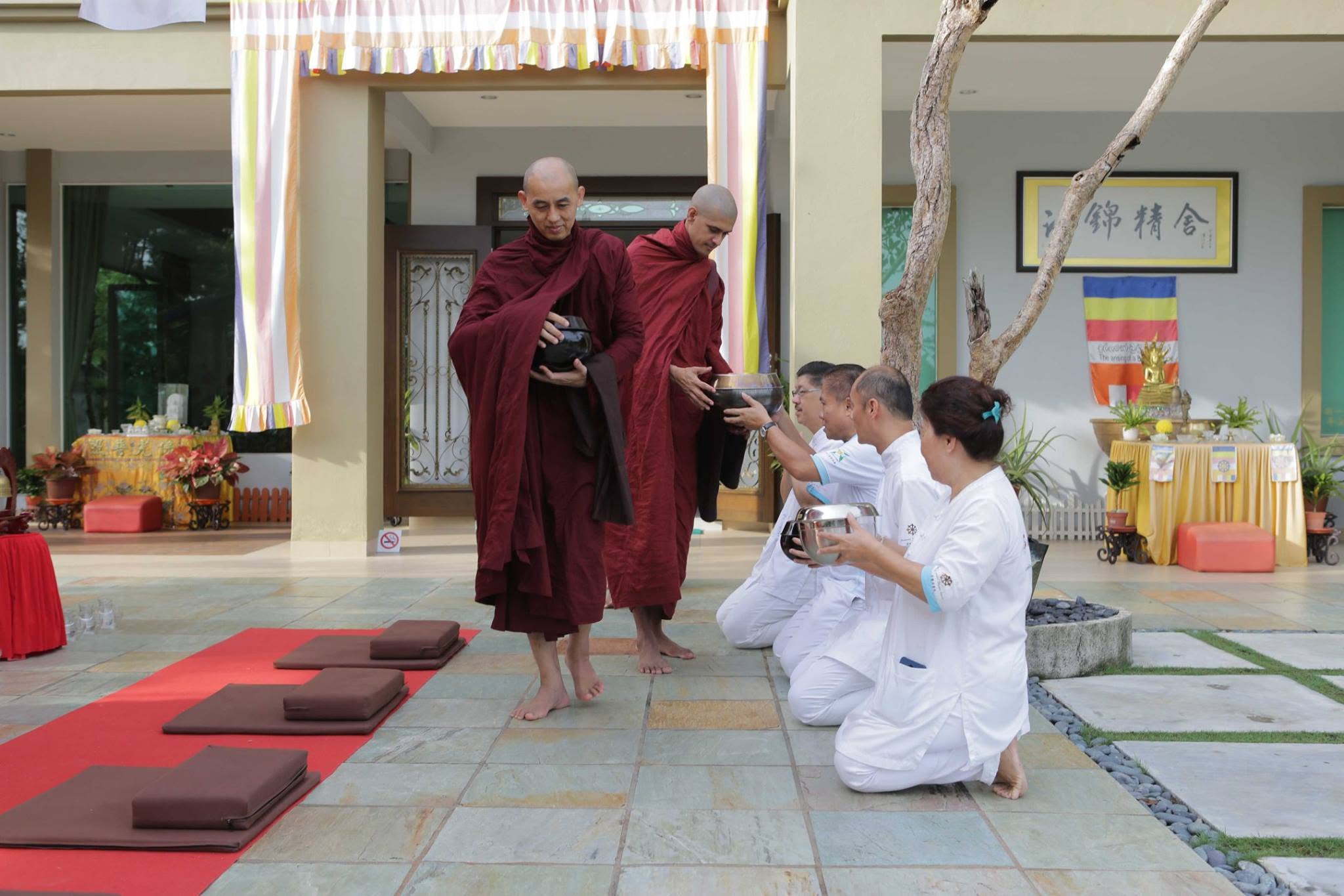 2018 Vesākha Pūjā Day & Eve Retreat - Image 11