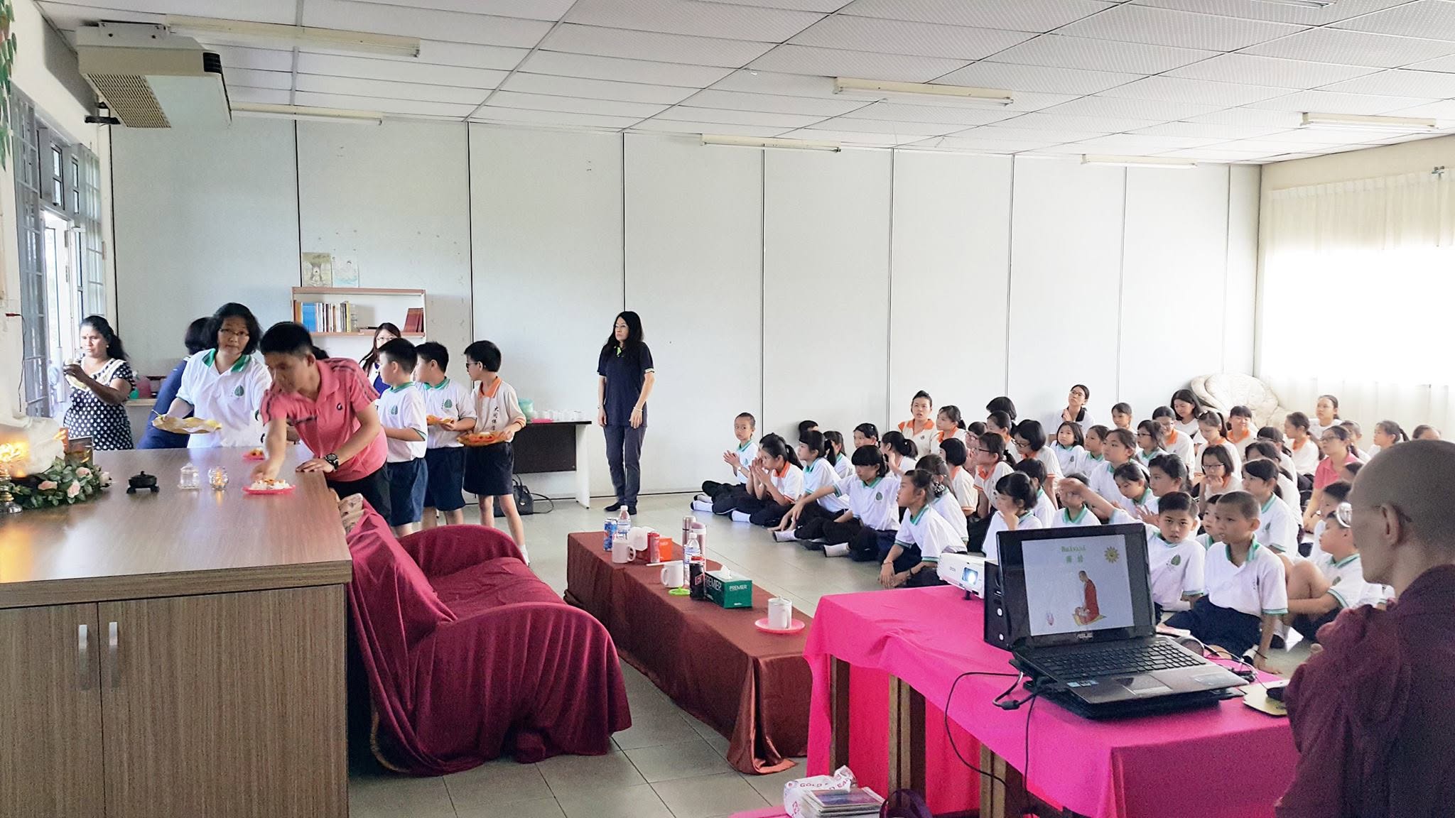 2017 Tai Tong Primary School Buddhist Society Learning Dhamma - Image 6