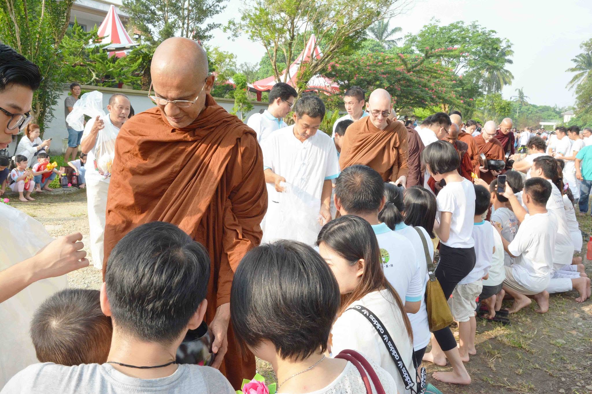 2018 Kaṭhina Robe Offering & Ten Meritorious Deeds Practice - Image 11