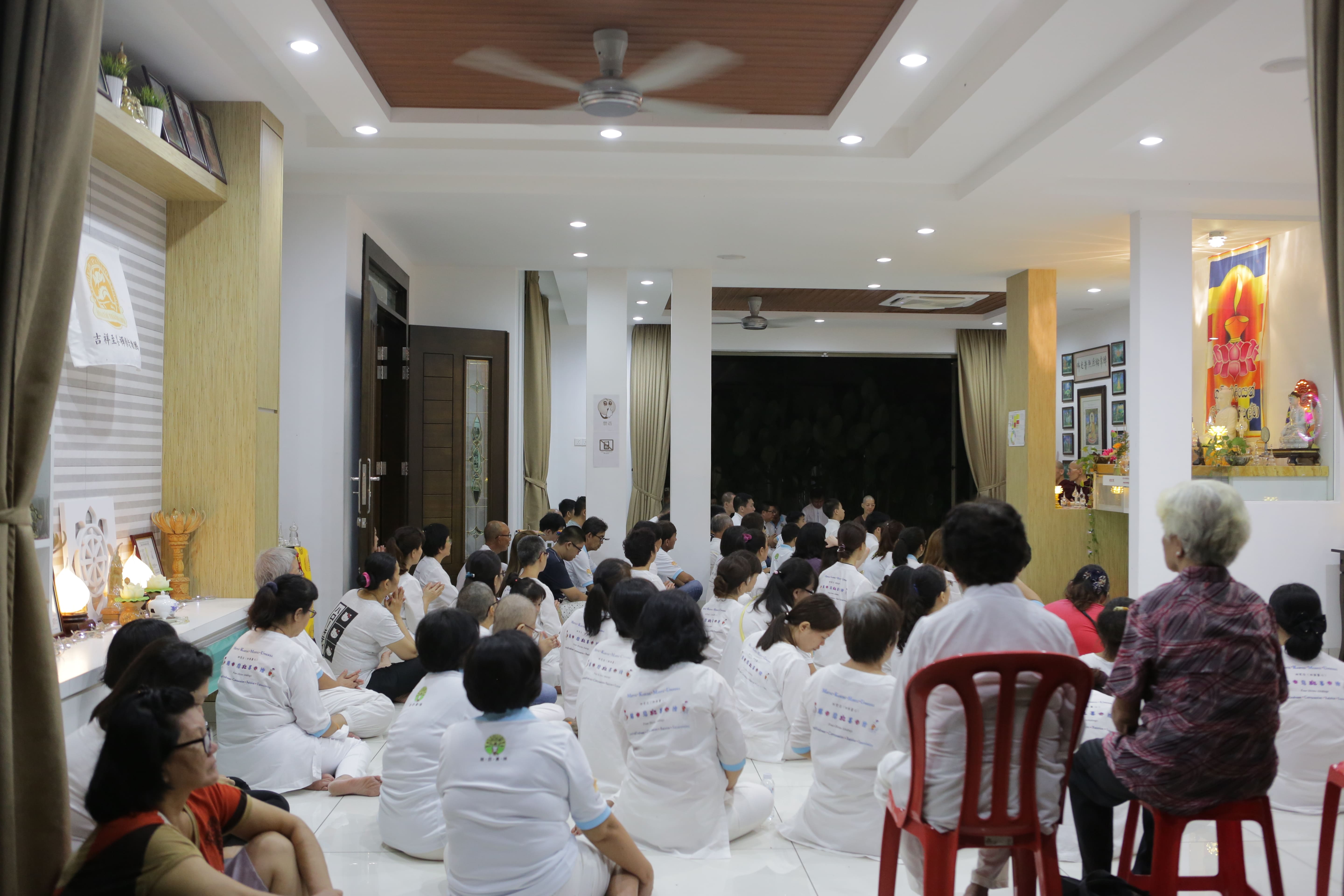 2018 Vesākha Pūjā Day & Eve Retreat - Image 60