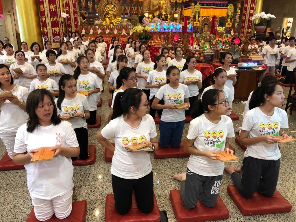 2019 Selangor · Happy Garden — Young Volunteers Serve the Saṅgha in Alms-round & Dhamma Propagation - Image 10