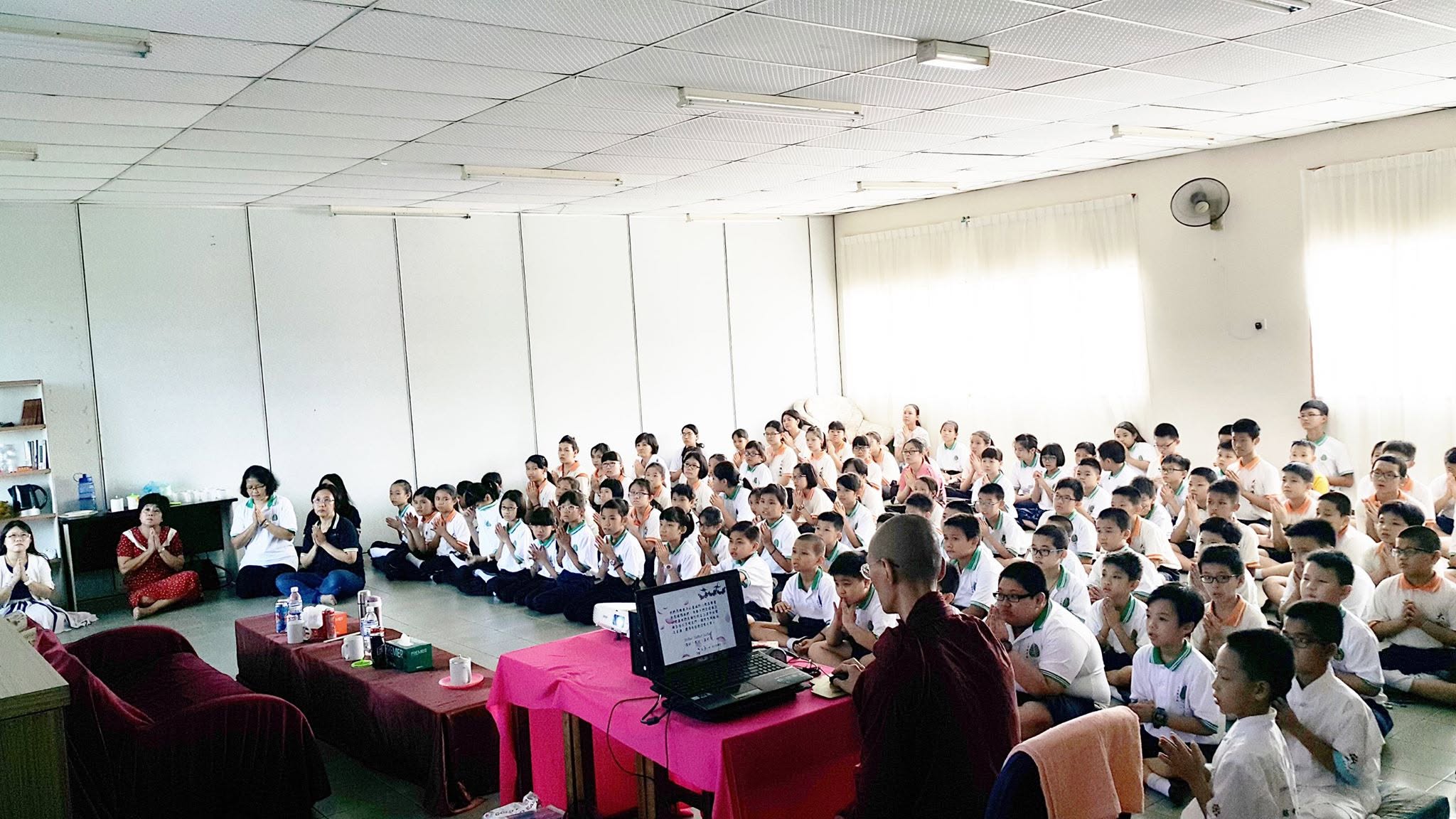 2017 Tai Tong Primary School Buddhist Society Learning Dhamma - Image 8