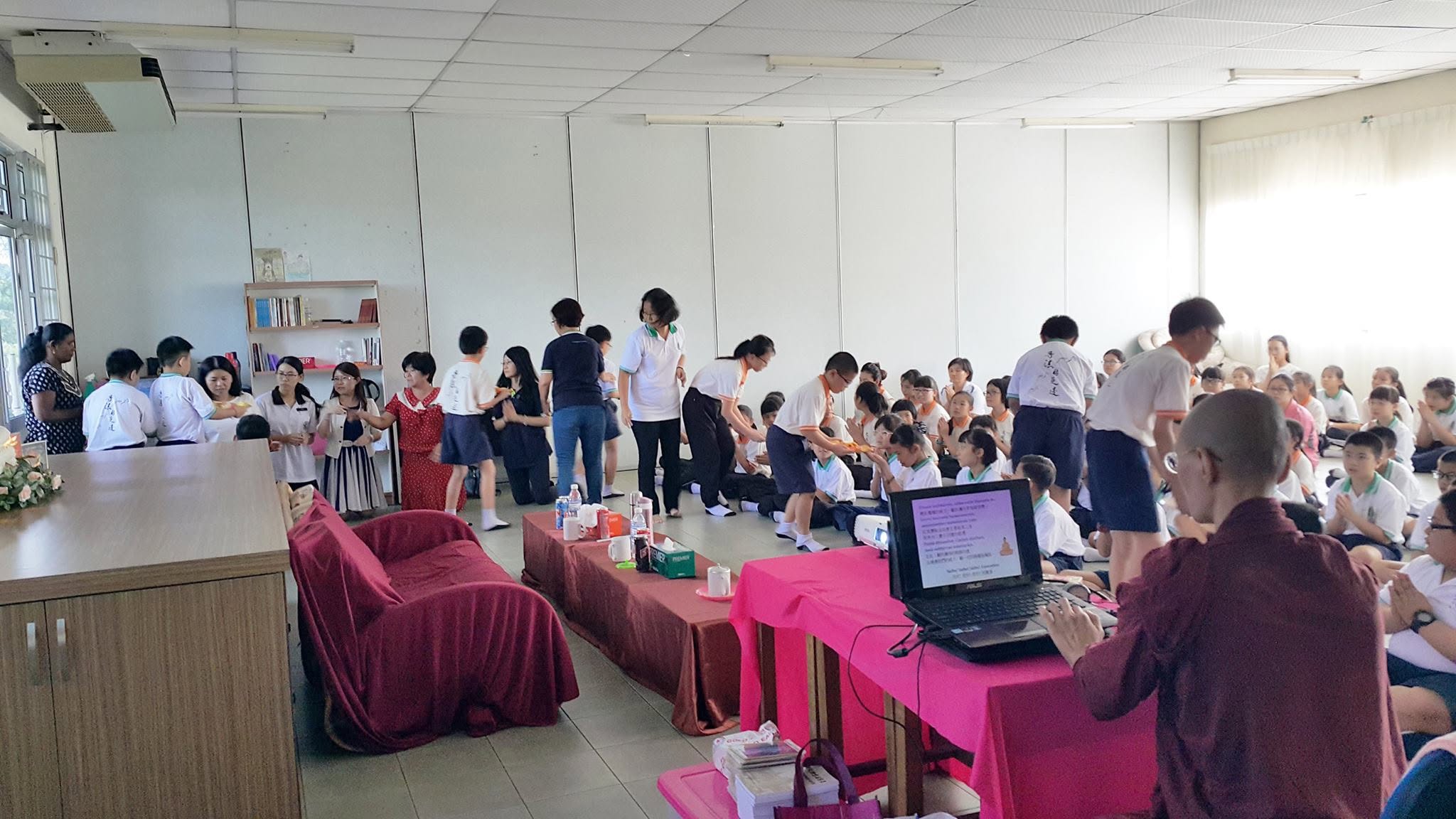 2017 Tai Tong Primary School Buddhist Society Learning Dhamma - Image 5