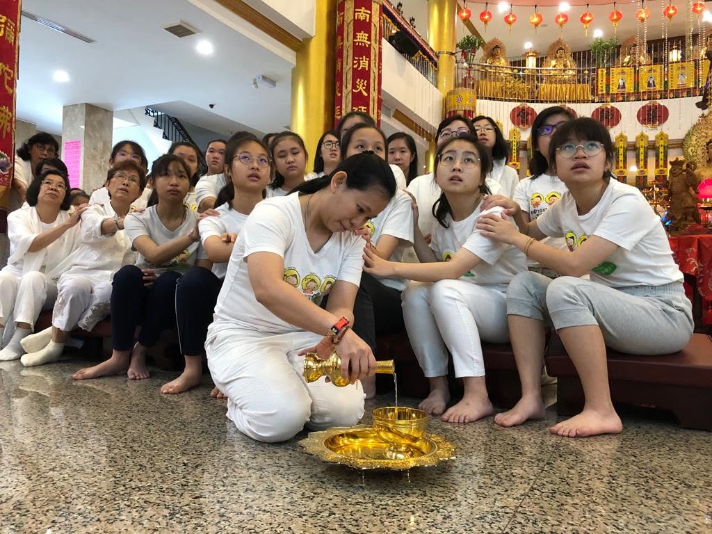 2019 Selangor · Happy Garden — Young Volunteers Serve the Saṅgha in Alms-round & Dhamma Propagation - Image 20