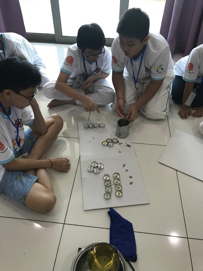 2019 Kaṭhina Celebration: Paper Lotus & Candle Crafting by Children & Youth Dhamma Class - Image 13