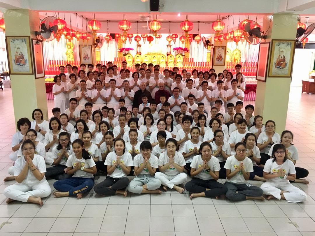 2019 Selangor · Happy Garden — Young Volunteers Serve the Saṅgha in Alms-round & Dhamma Propagation - Image 4
